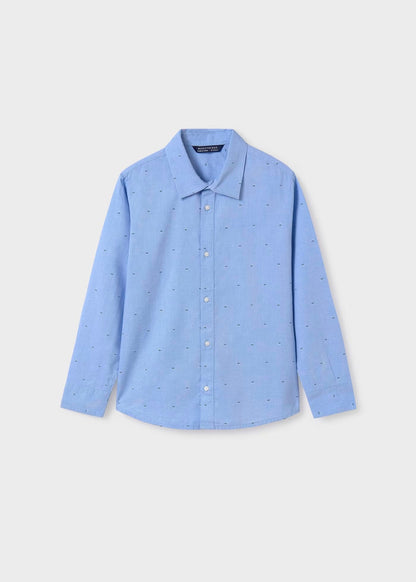 camisa azul celeste manga larga, mini triangulos
