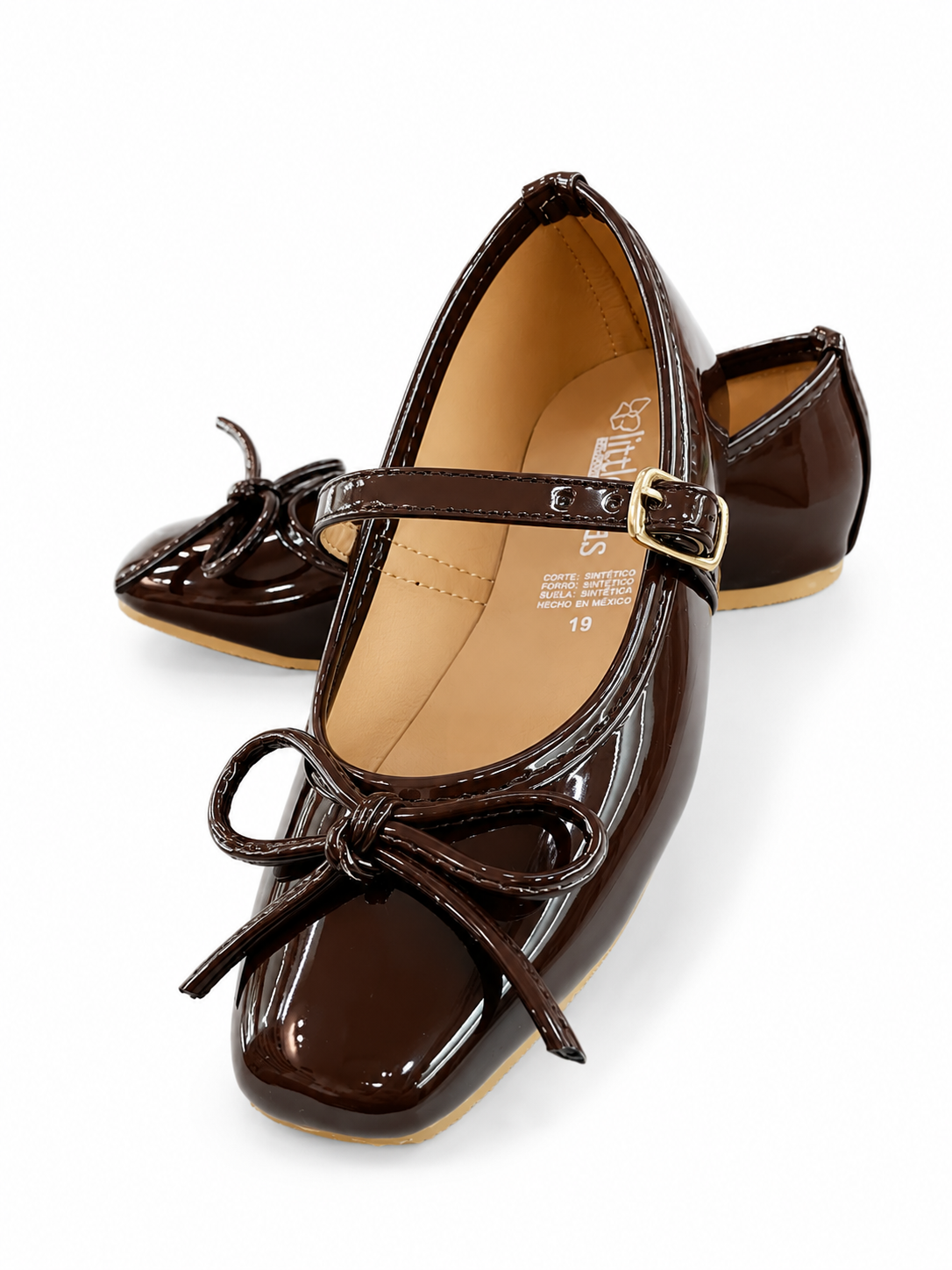 Zapato café chocolate con moño de charol