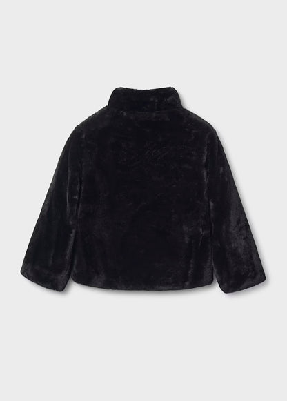 Abrigo pelo color negro