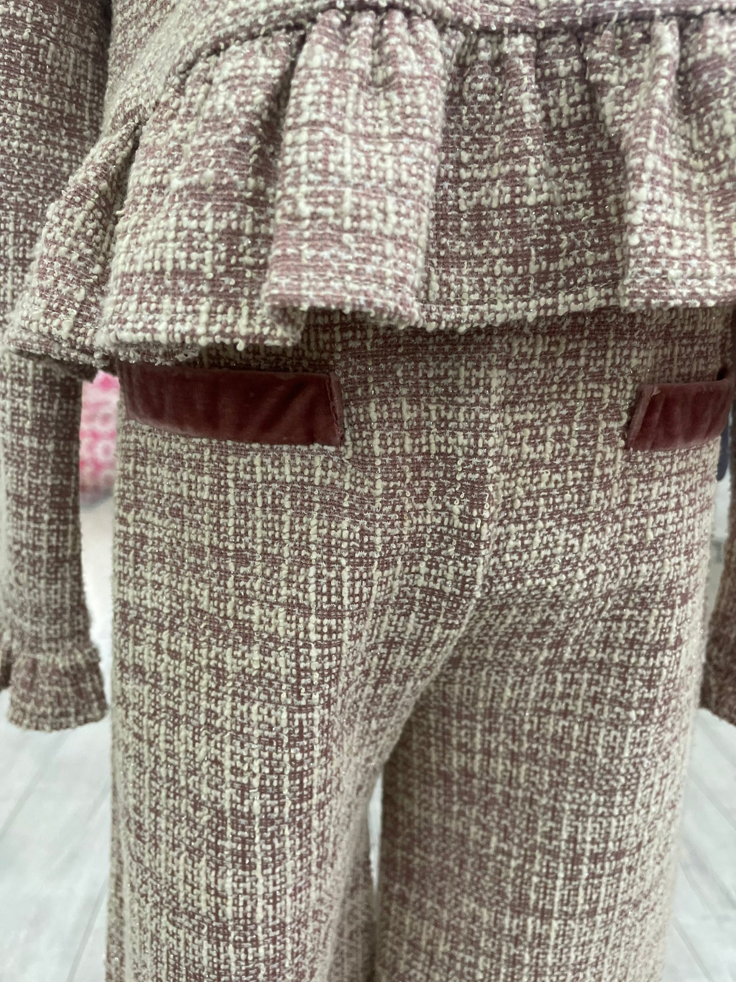 Conjunto jersey manga semi campana y pantalón corte recto tono rosa