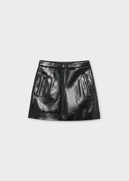 Falda charol color negro