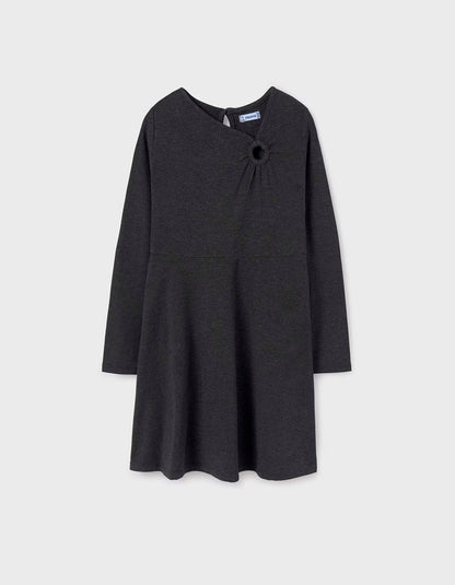 vestido nudo, manga larga, color plomo