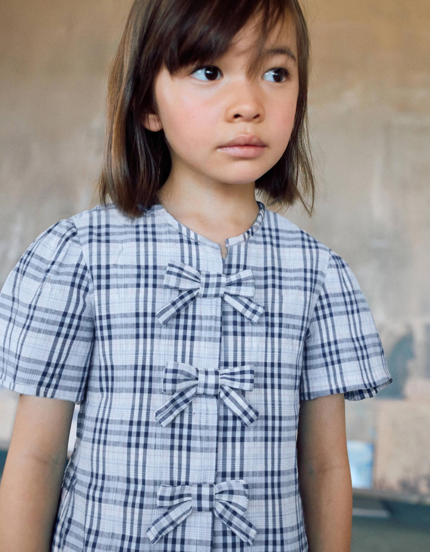 Set blusa cuadros azules + falda denim blanco