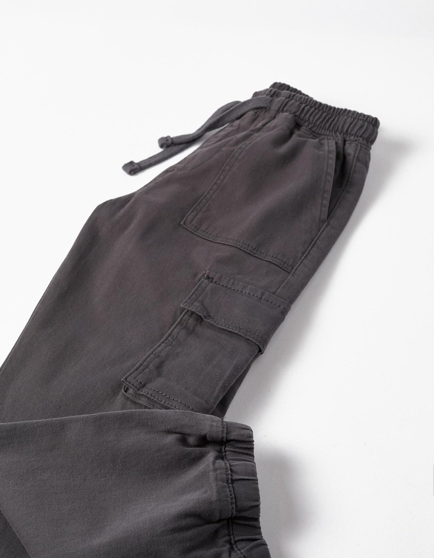 pantalón cargo, gris oscuro