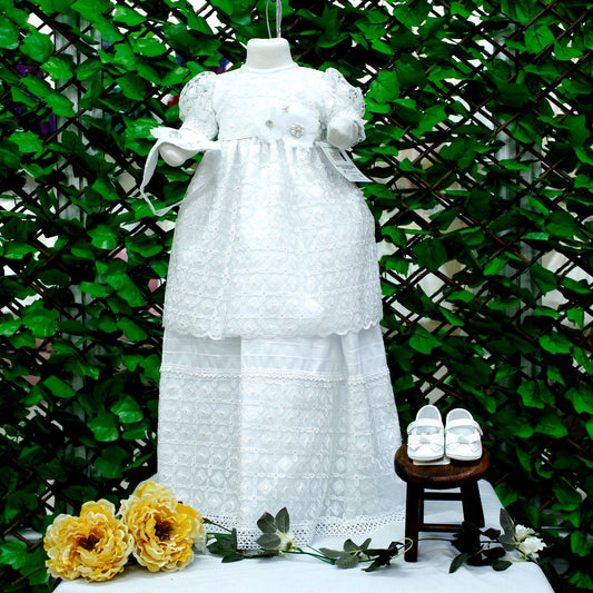 ropon color blanco para niña
