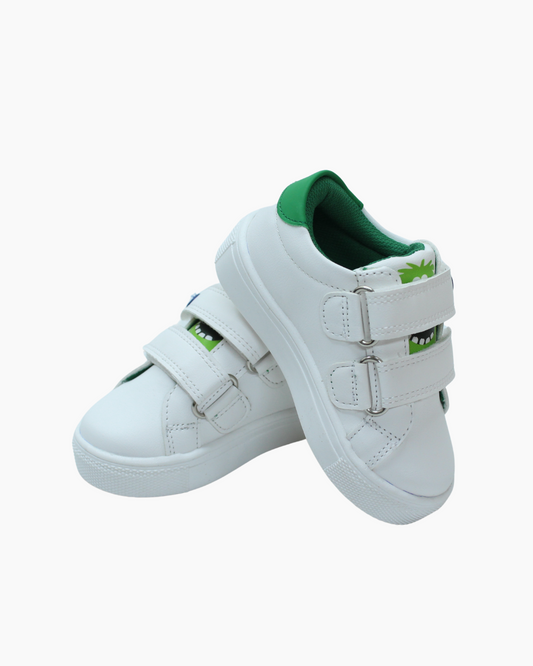 Tenis color blanco, cierre de velcro, monster squad para niño