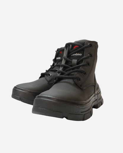 Zapato alto tipo bota negro con cordones