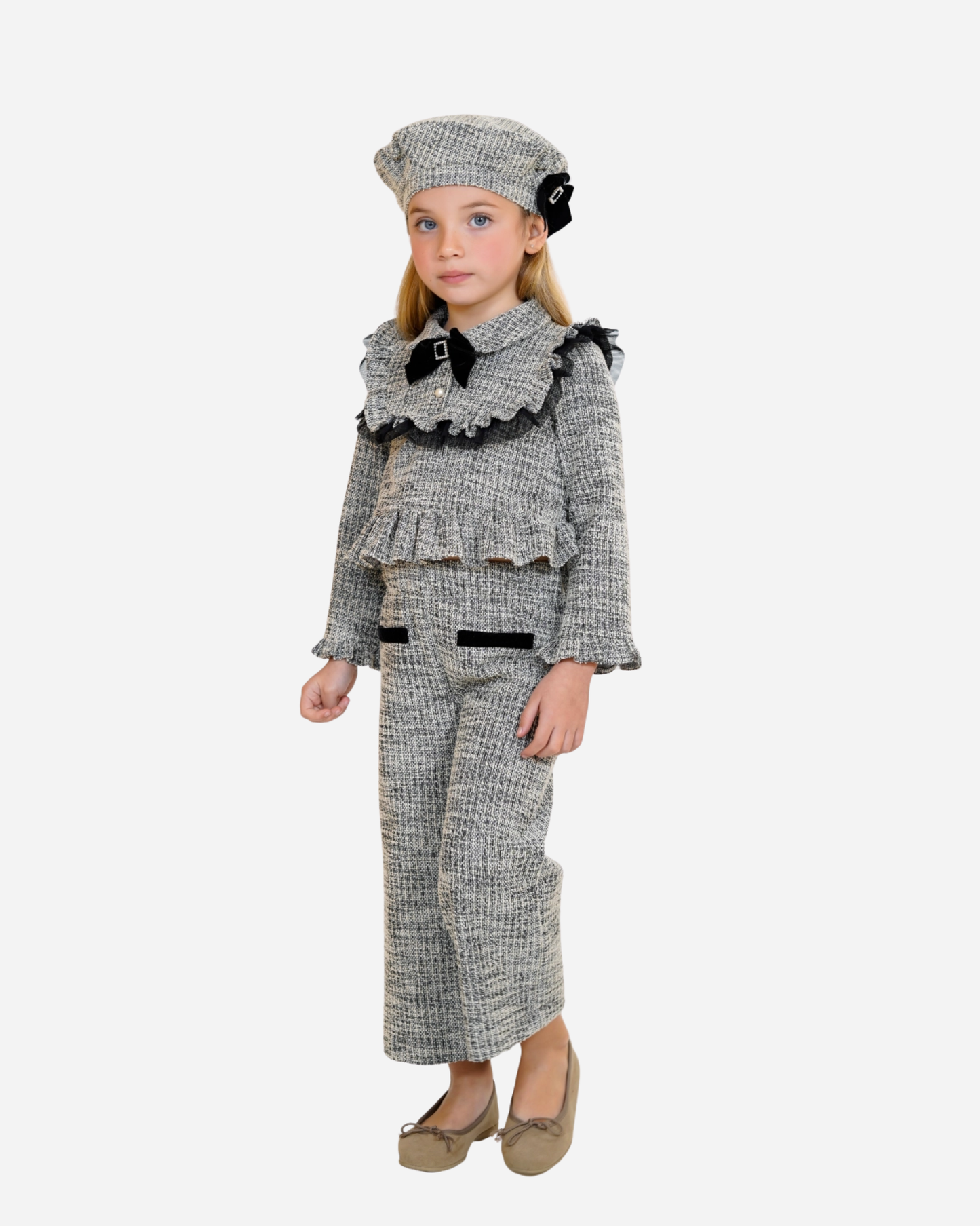 Conjunto jersey manga semi campana y pantalón corte recto