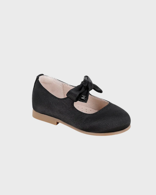 Balerina razo negro, con moño