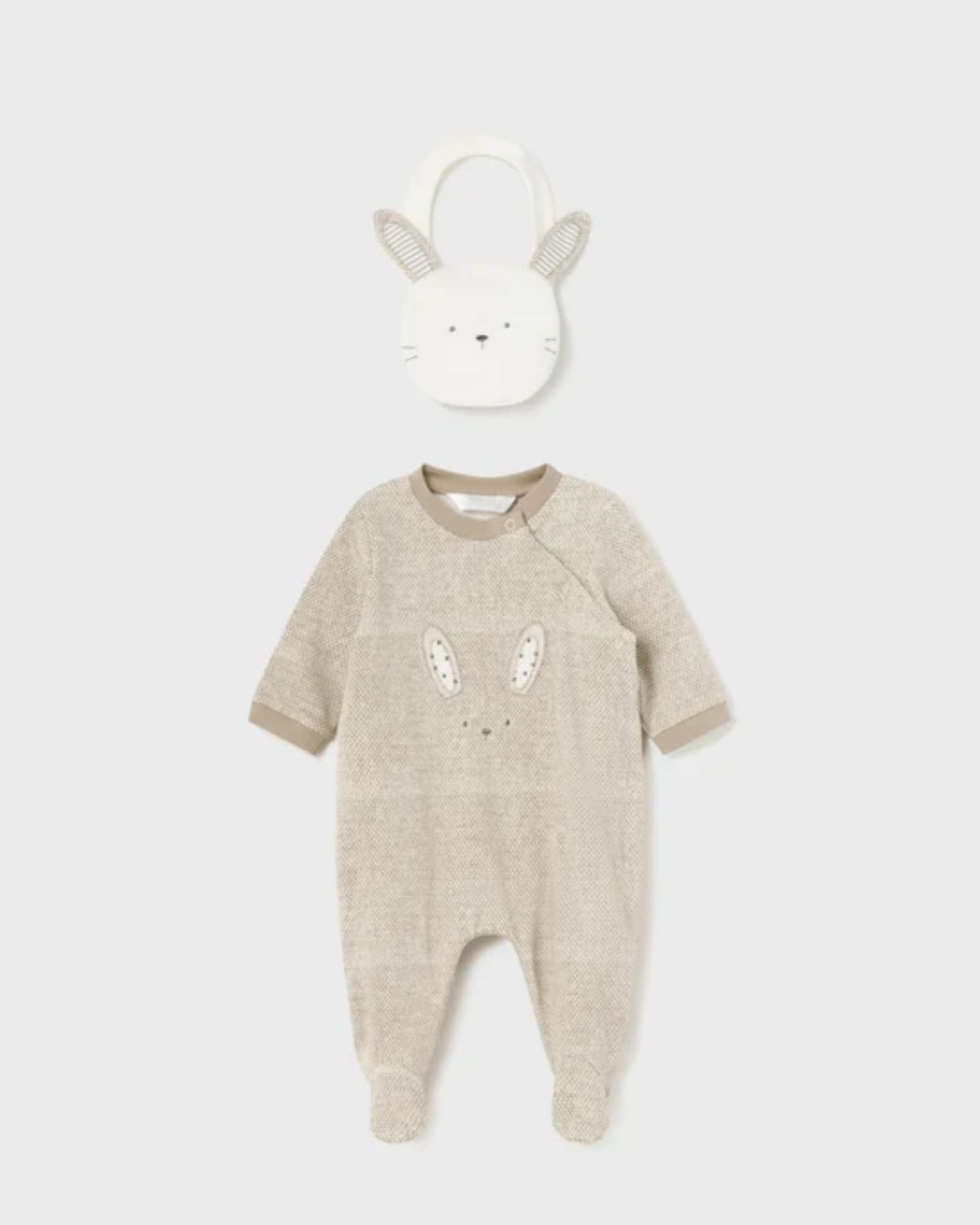 set 3 piezas mameluco corto largo y babero conejo beige