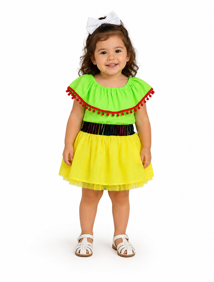 SET PATRIO TUTU CON BLUSA CAMPESINA VERDE POMPON ROJO, FALDA AMARILLA