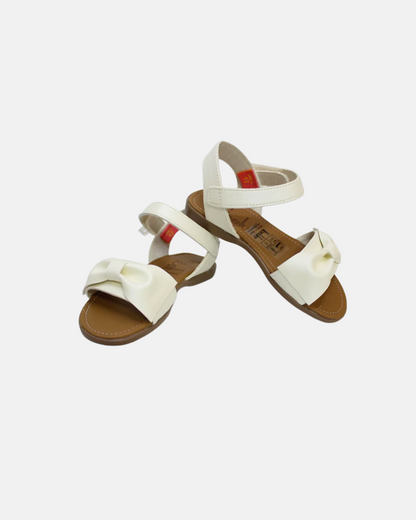 huarache color crema moño ancho cierre de velcro