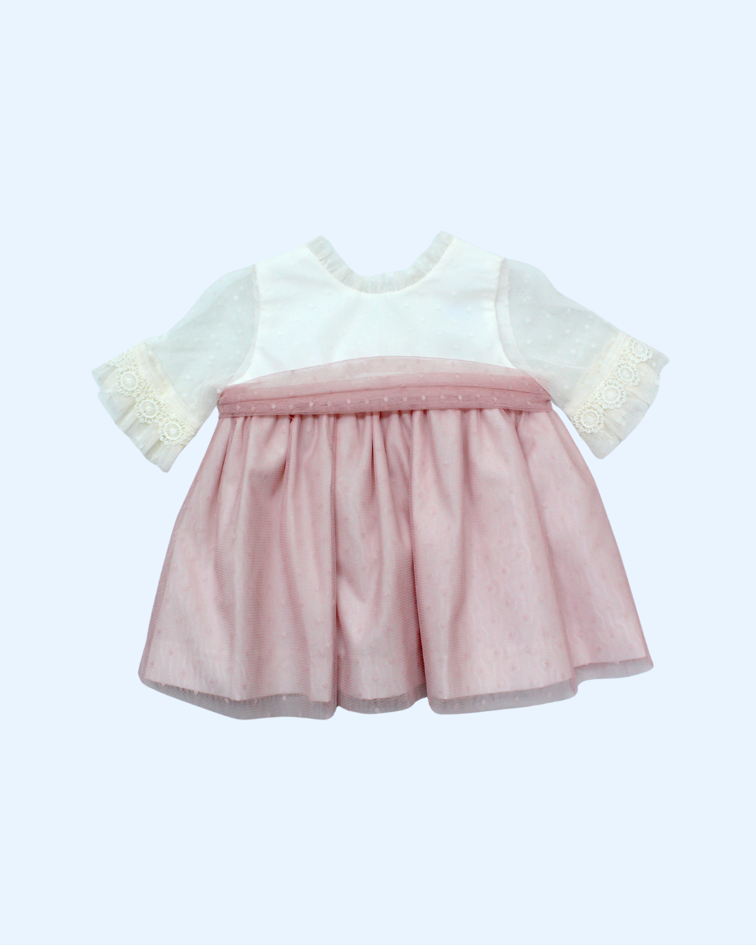 Vestido manga francesa, tonos blanco y rosa