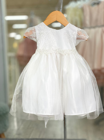 vestido blanco 12 meses peto y lentejuela en la falda