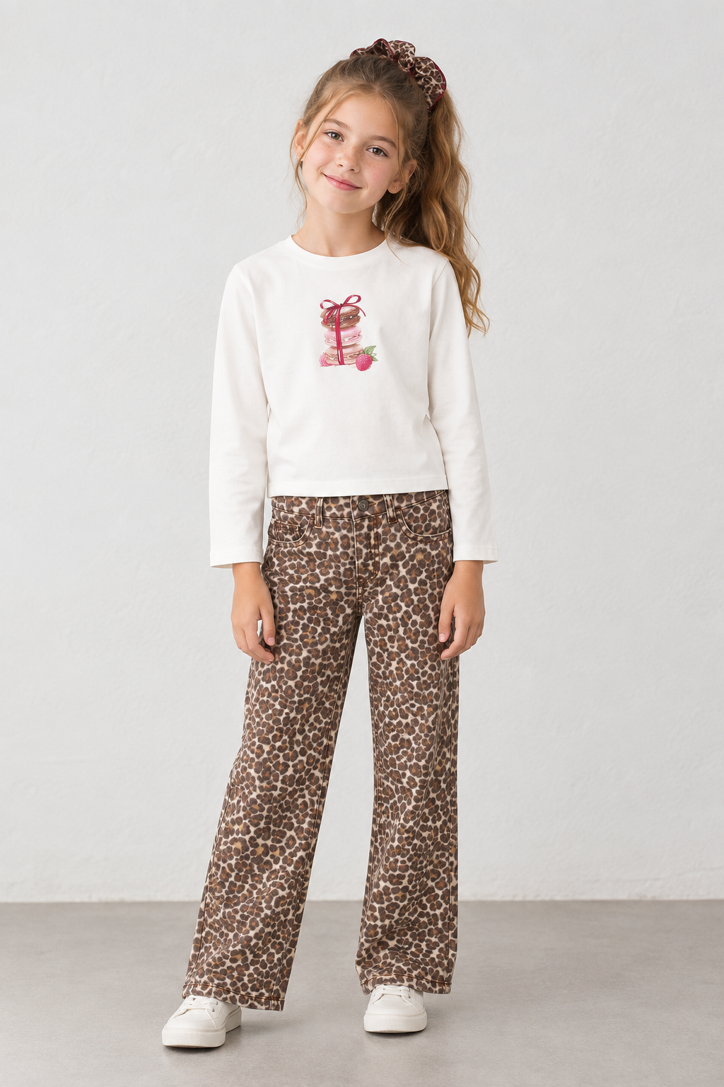 Set 2 piezas  + pantalon recto print + camiseta manga larga + scriunchie