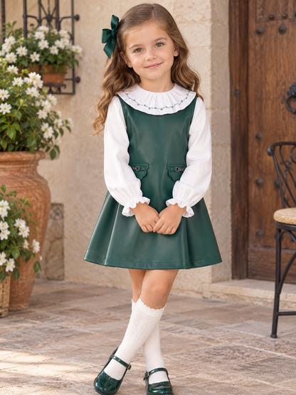 Vestido polipiel verde botella con blusa olanes