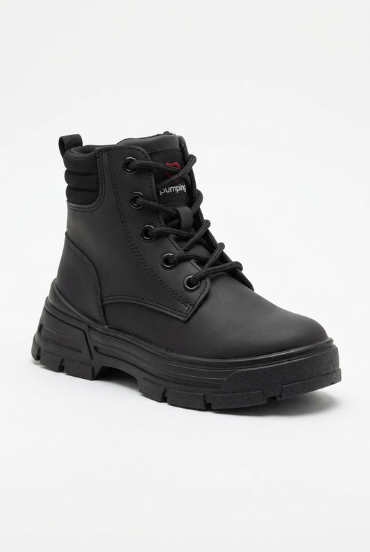 Zapato alto tipo bota negro con cordones