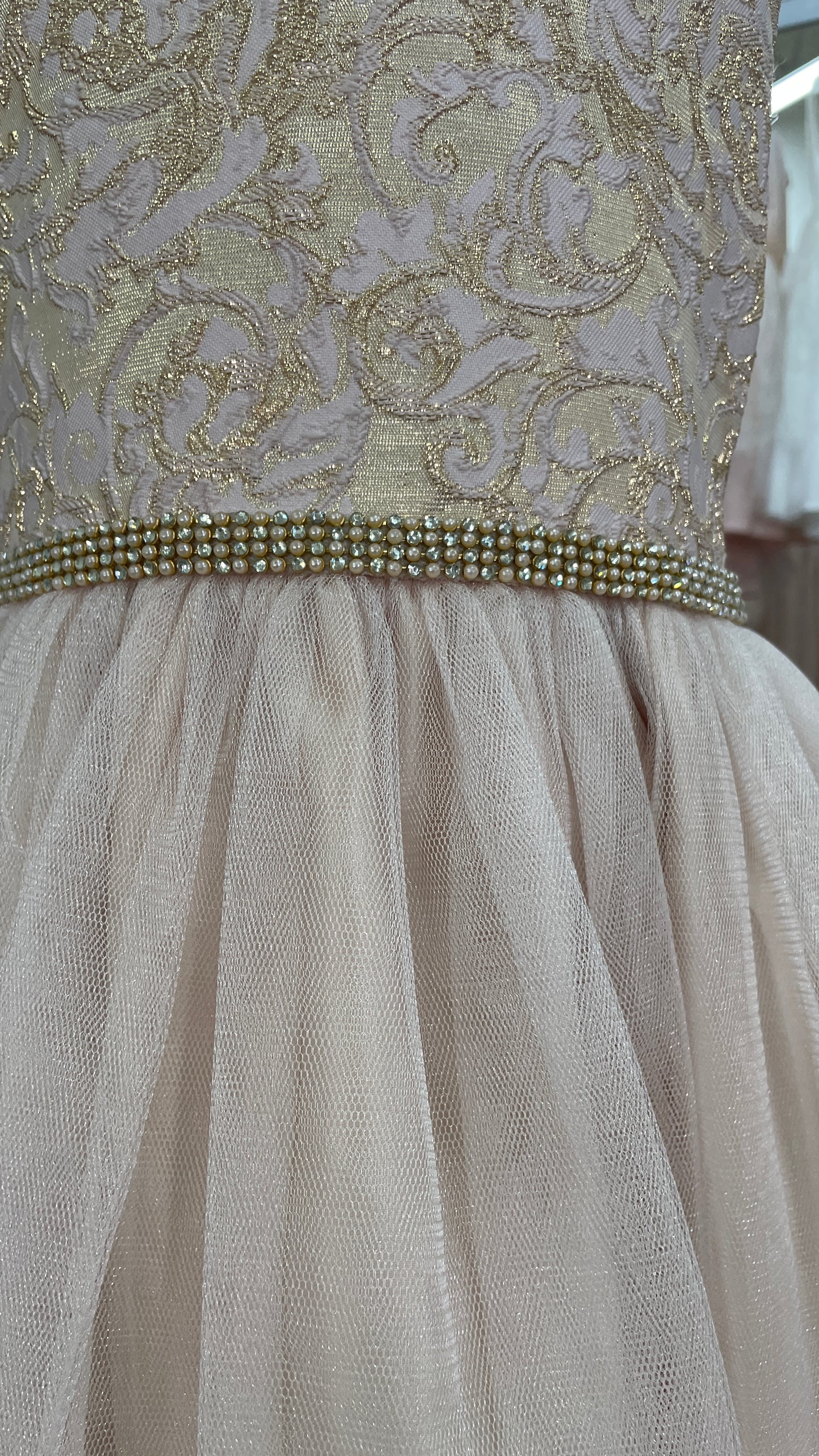 Vestido Rosa Oro Talle Brocado Falda Tul