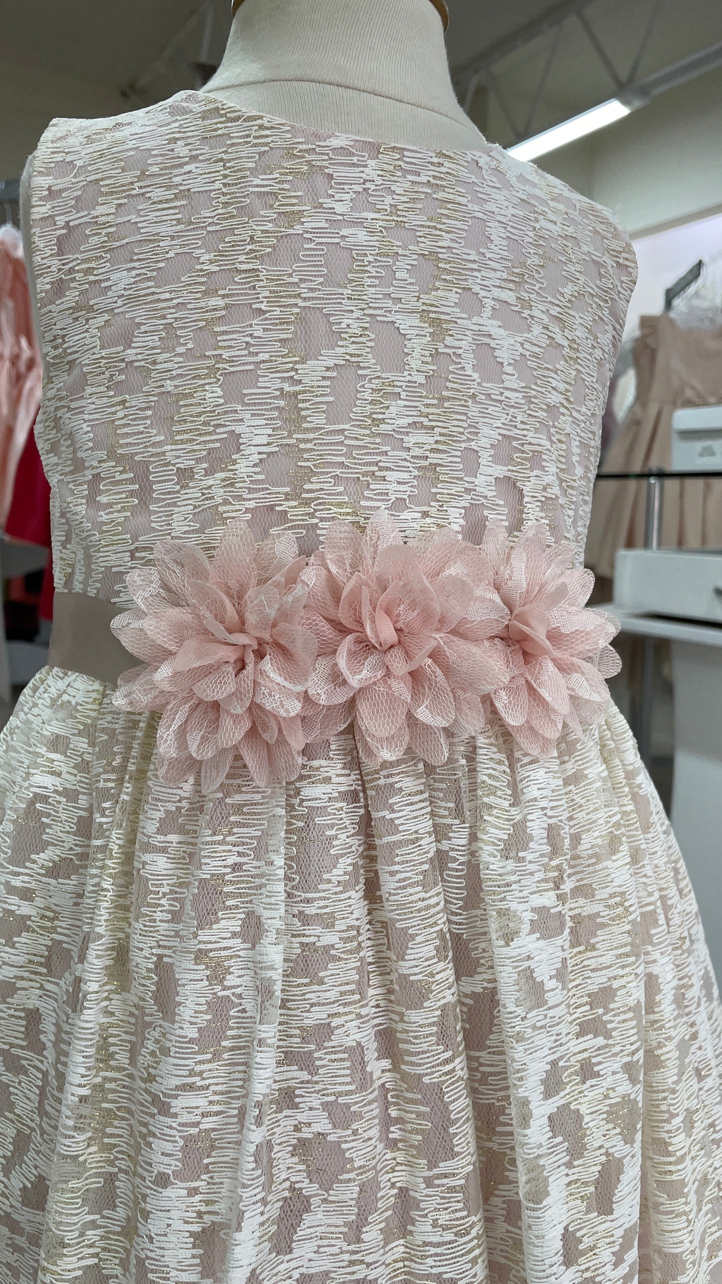 Vestido Ivory Tul Bordado 3 Flores