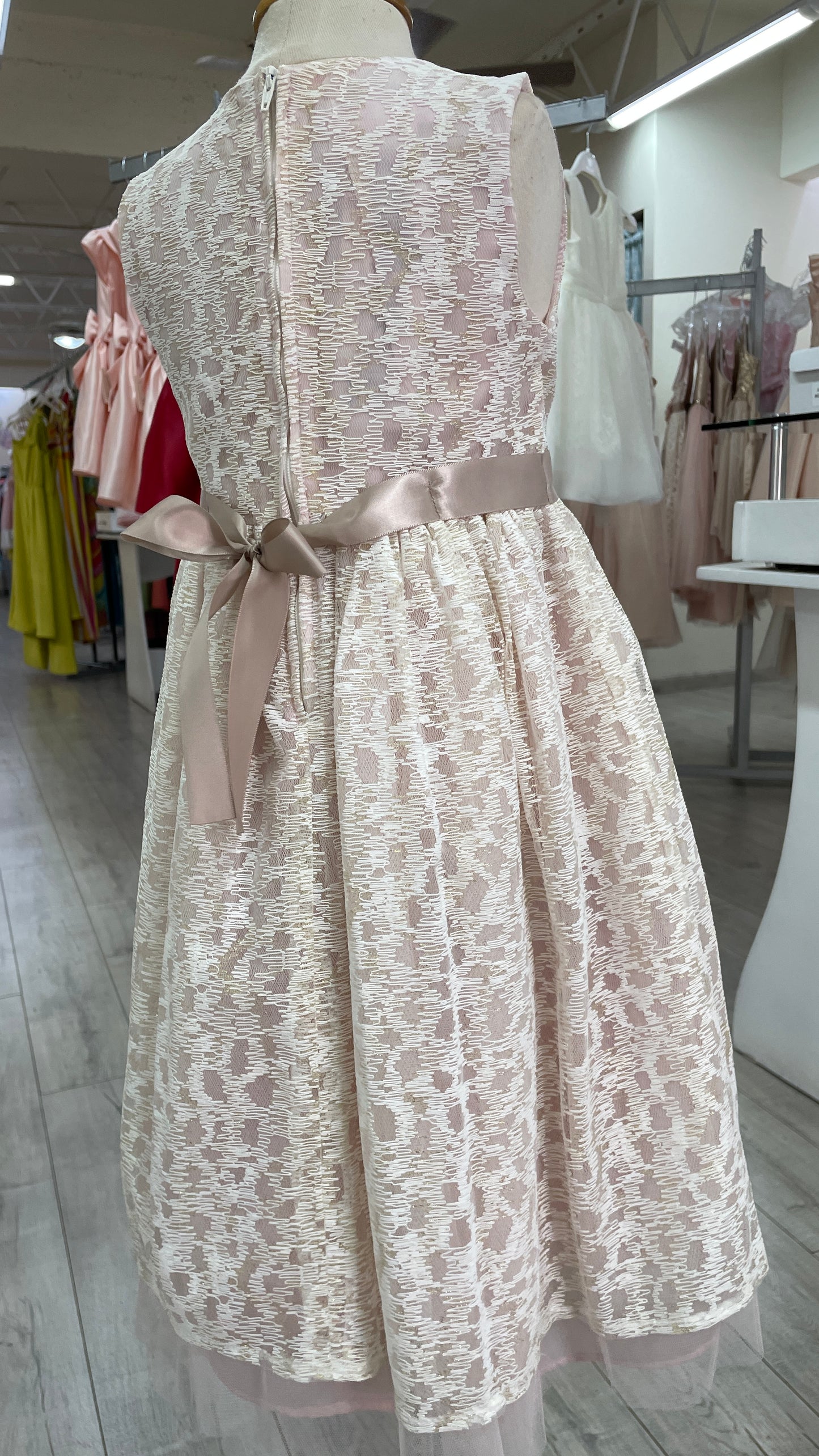 Vestido Ivory Tul Bordado 3 Flores