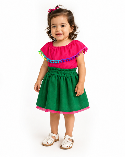 SET PATRIO TUTU CON BLUSA CAMPESINA ROSA POMPON ARCOIRIS, FALDA VERDE