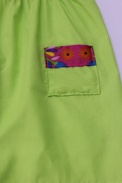 vestido patrio popelina verde limón, peto flores colores azul, amarillo, verde