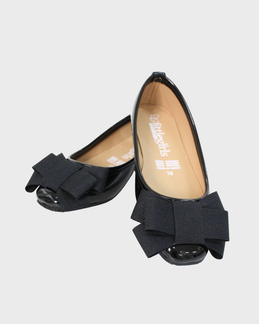 Zapato charol negro punta cuadrada moño triple michelle