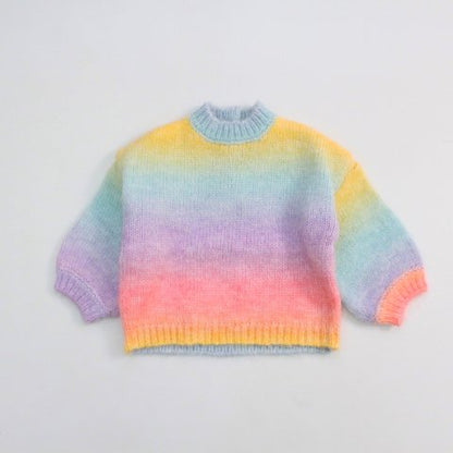 suéter de colores arcoiris para bebe