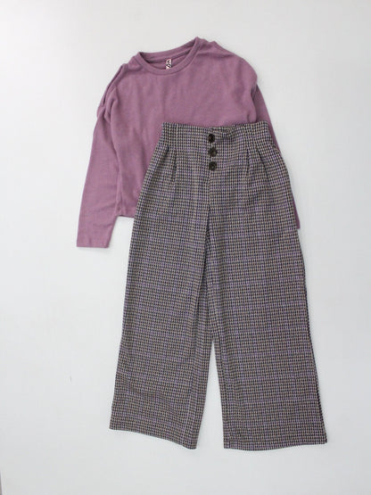 set jersey morado y pantalón interlock beige