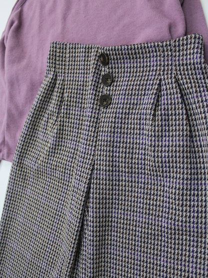set jersey morado y pantalón interlock beige