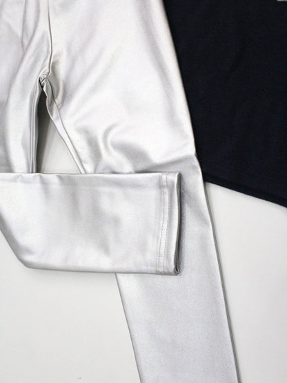 set camiseta azul marino con pantalón polipiel