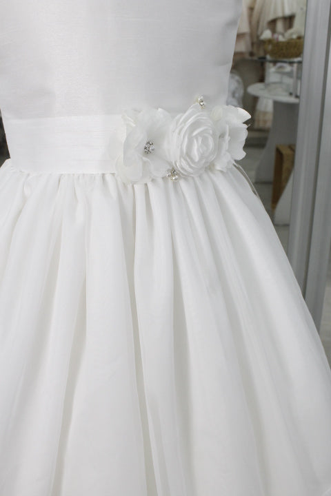 Vestido de primera comunión color perla manga ruffle