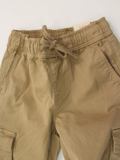pantalón cargo dark beige