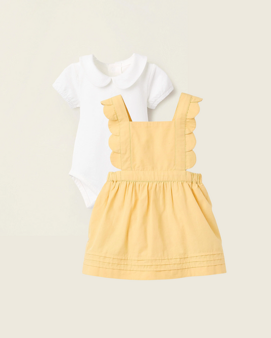 Set vestido y peto amarillo para niña