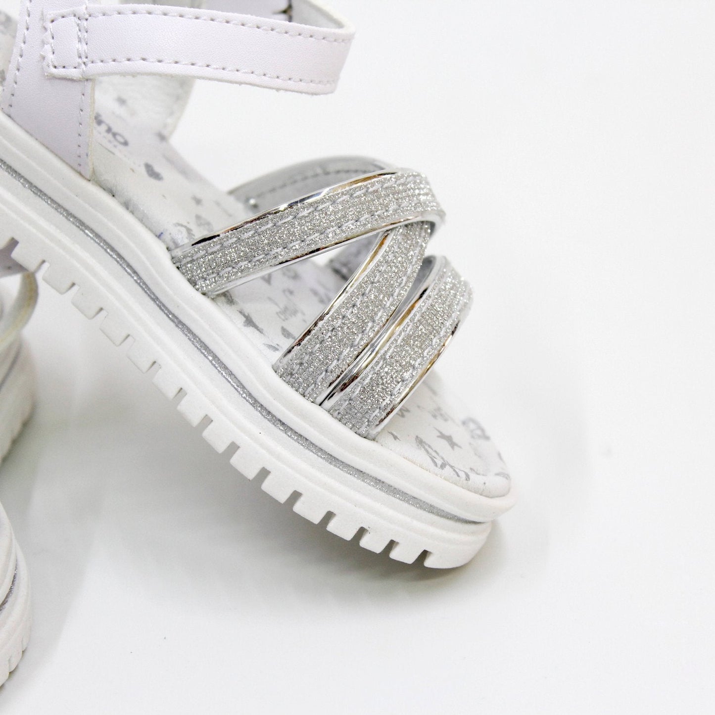 huarache tiras plata, suela ancha plástica