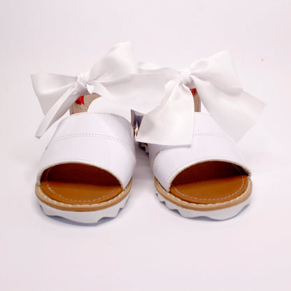 huarace blanco con liston y suela blanca