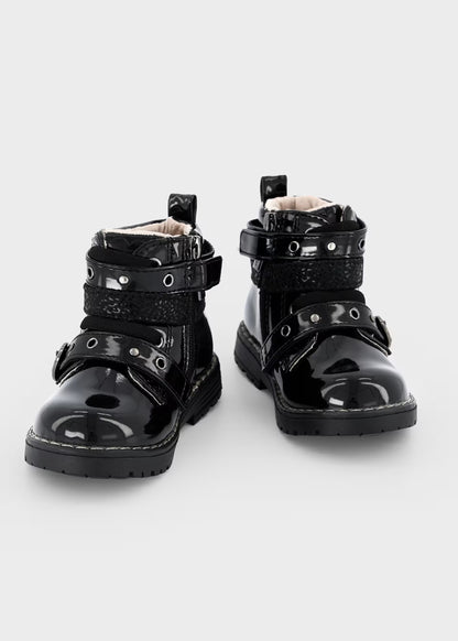 botin biker negro charol para niña