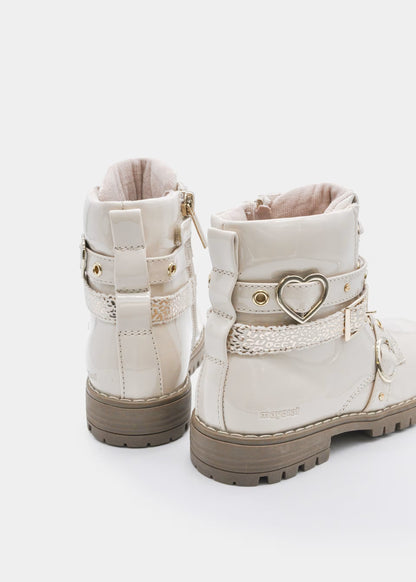 botin biker crudo charol para niña