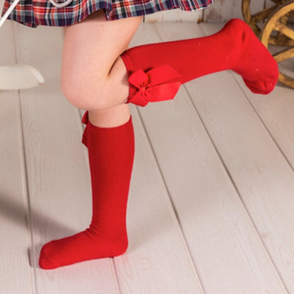 calceta alta con moño marca babine