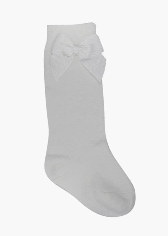 calceta alta con moño marca babine
