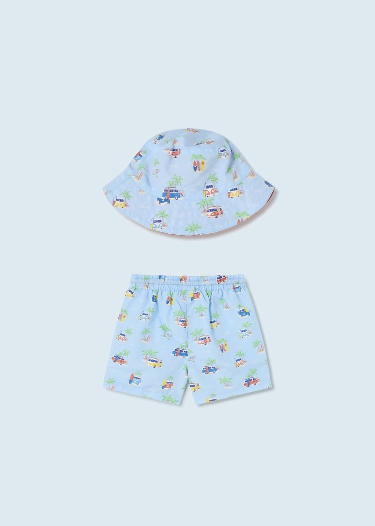 Bañador 2 pzas short y gorra celeste