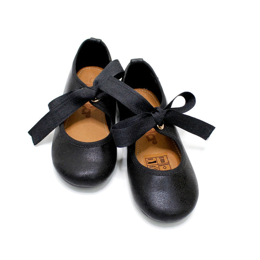 zapato tipo balerina color negro con moño de listón