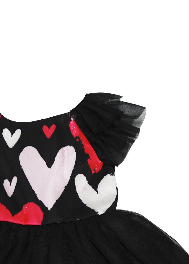 vestido negro con corazones