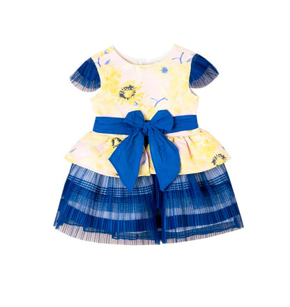 Vestido de volantes y manga corta de suave tul en tablitas