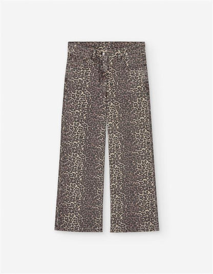 Conjunto sweater oro y pantalón recto animal print