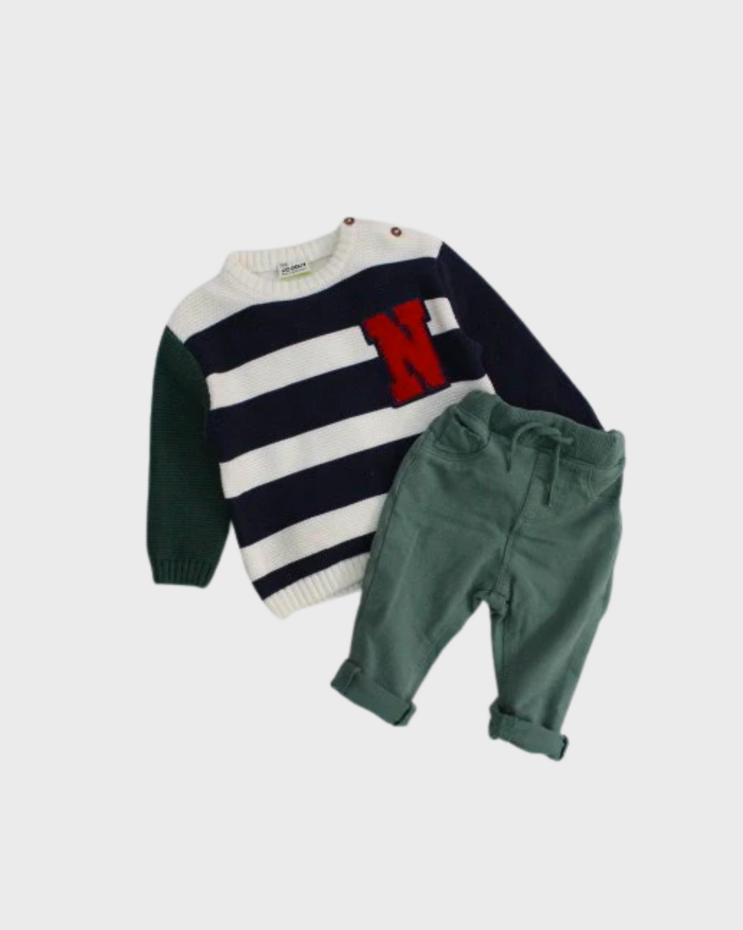 set suéter tejido con pantalón jogger color verde