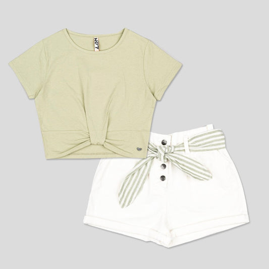 set 2 piezas short denim blanco camiseta nudo verde olivo