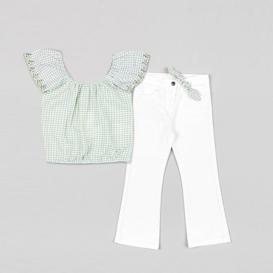 conjunto blusa pantalón color blanco blusa a cuadros verde olivo