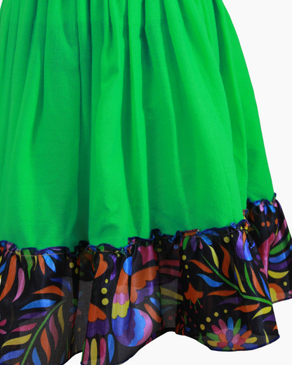 Set Patrio Falda Azul Cambaya con olan Flores y Blusa Campesina Azul Pompones Verde