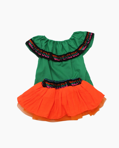 Set Patrio Falda Tipo TuTu  Cambaya Naranja y Blusa Campesina verde con pompones rosa